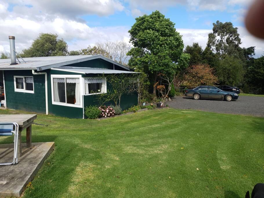 Handsome Hills Dairy Retreat Won Wron Exterior foto