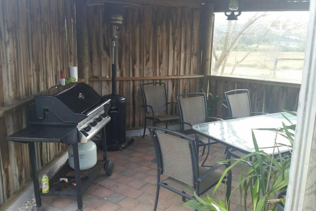 Handsome Hills Dairy Retreat Won Wron Exterior foto